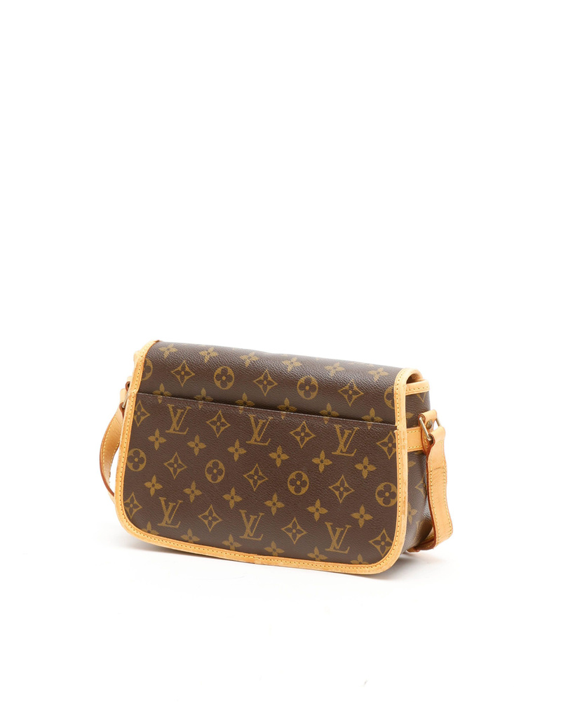 39511_8ec1badba1_file-full