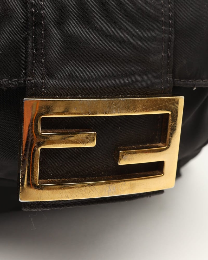 39552_ee22f7e462_file-full