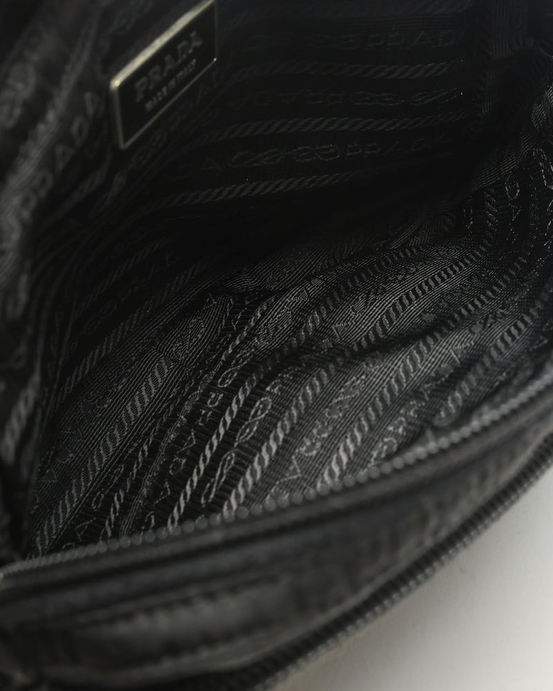 39732_4fe7eb0a22_file-full