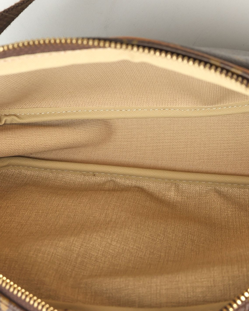 39942_a074e05902_file-full