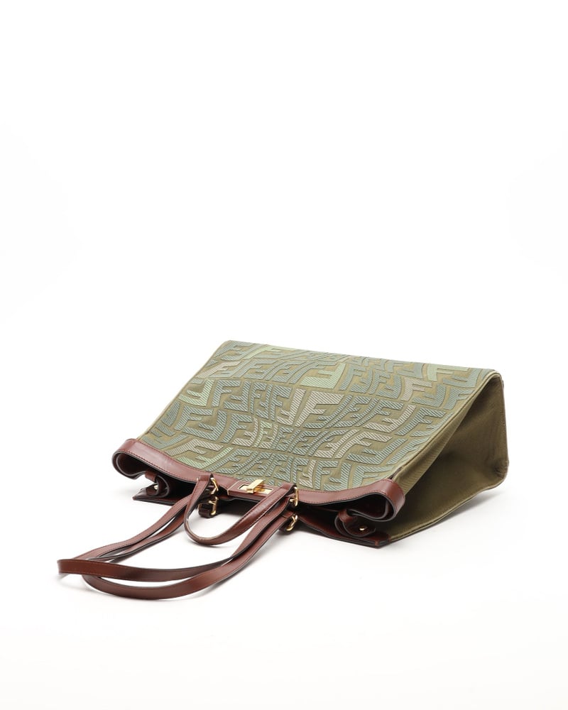 39970_152068575b_file-full