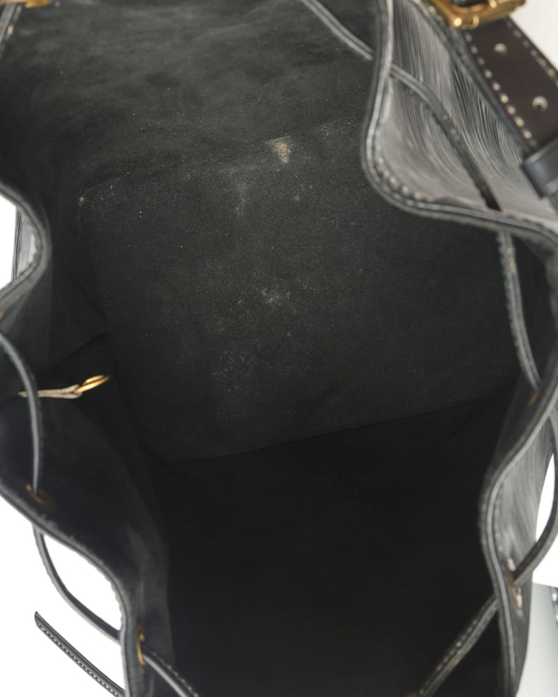 40022_a5b38965eb_file-full