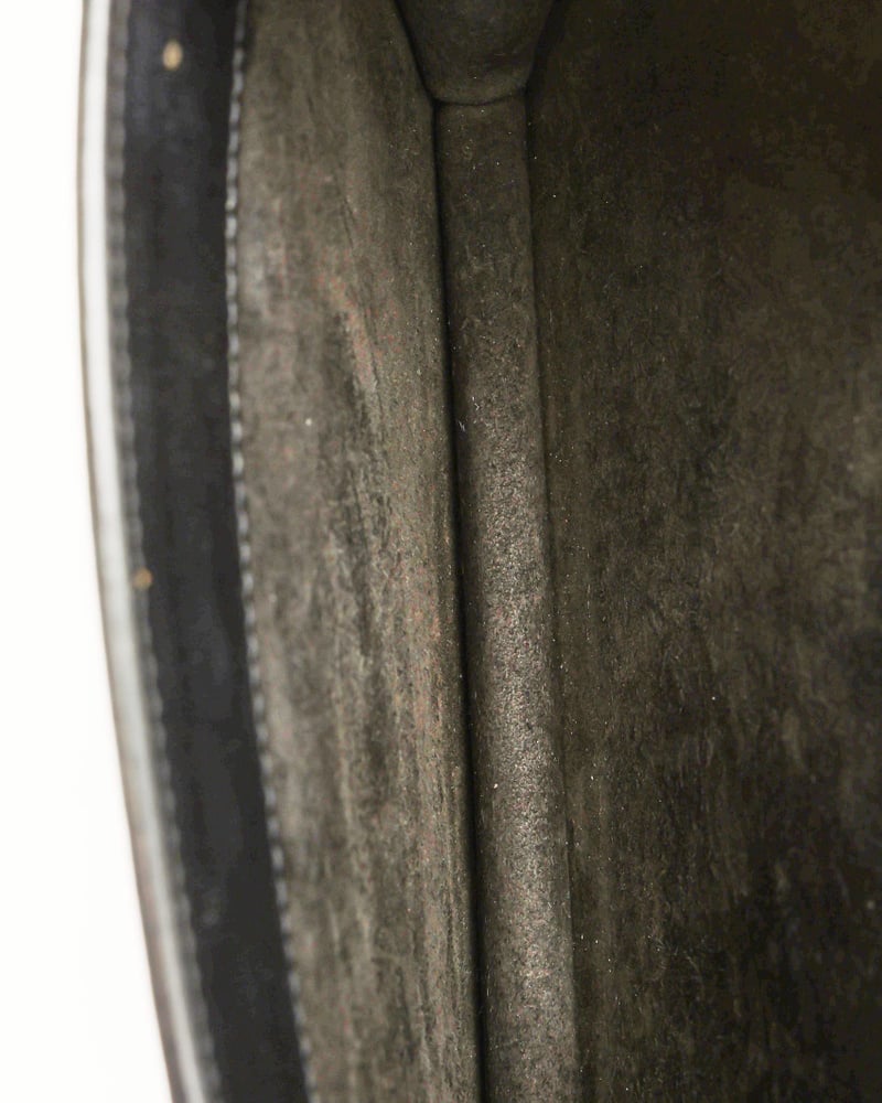 40064_27fce354bd_file-full