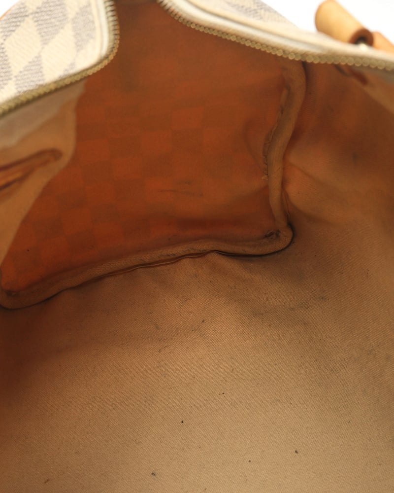 40111_e387e52147_file-full