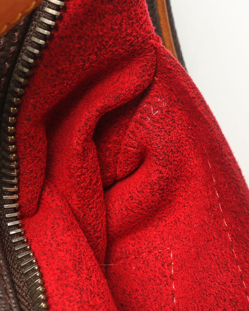 40200_49e52bb2c0_file-full