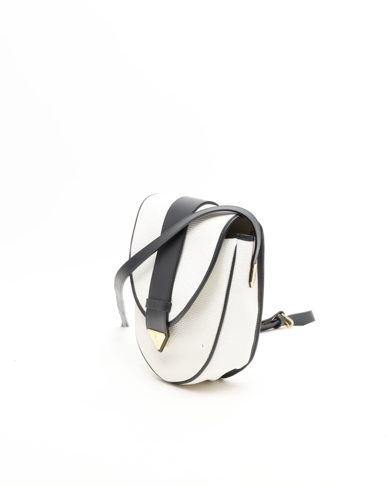 4082_d97484e5d4-709-21082-1_2-full