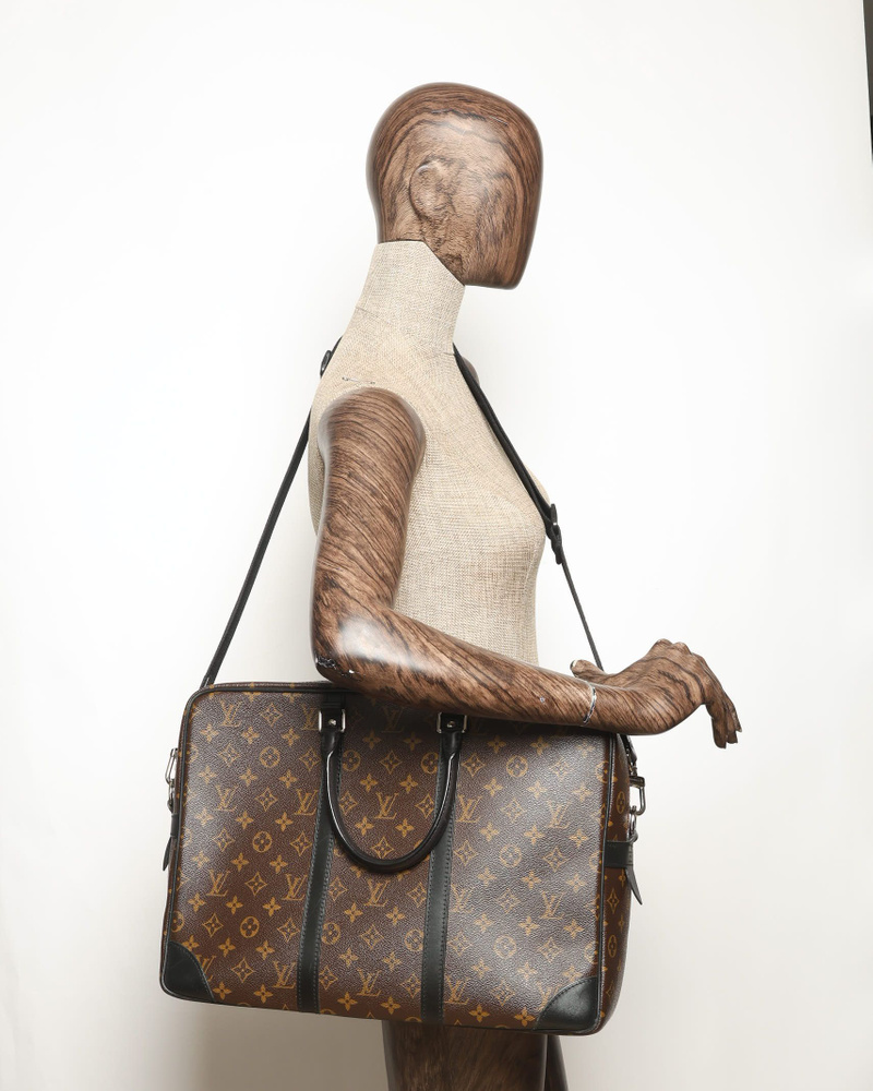 41318_550347b126_file-full