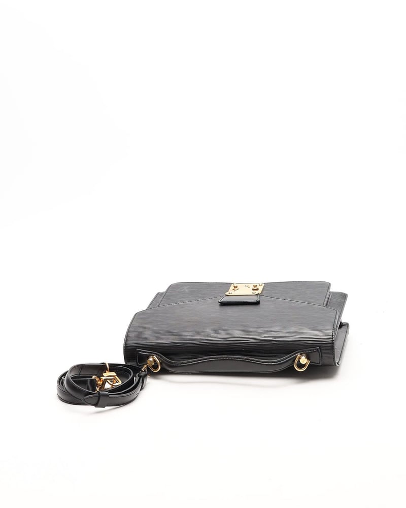 41660_9a793236df_file-full