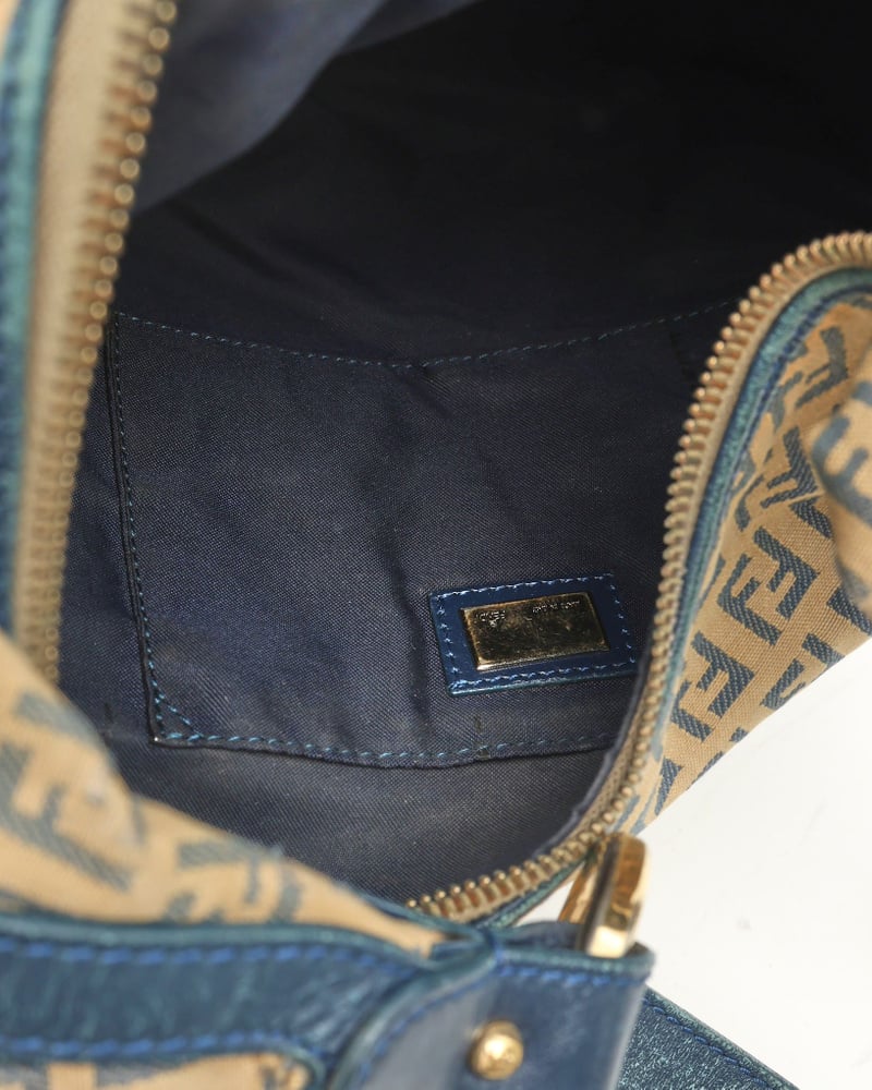 41727_4213875398_file-full