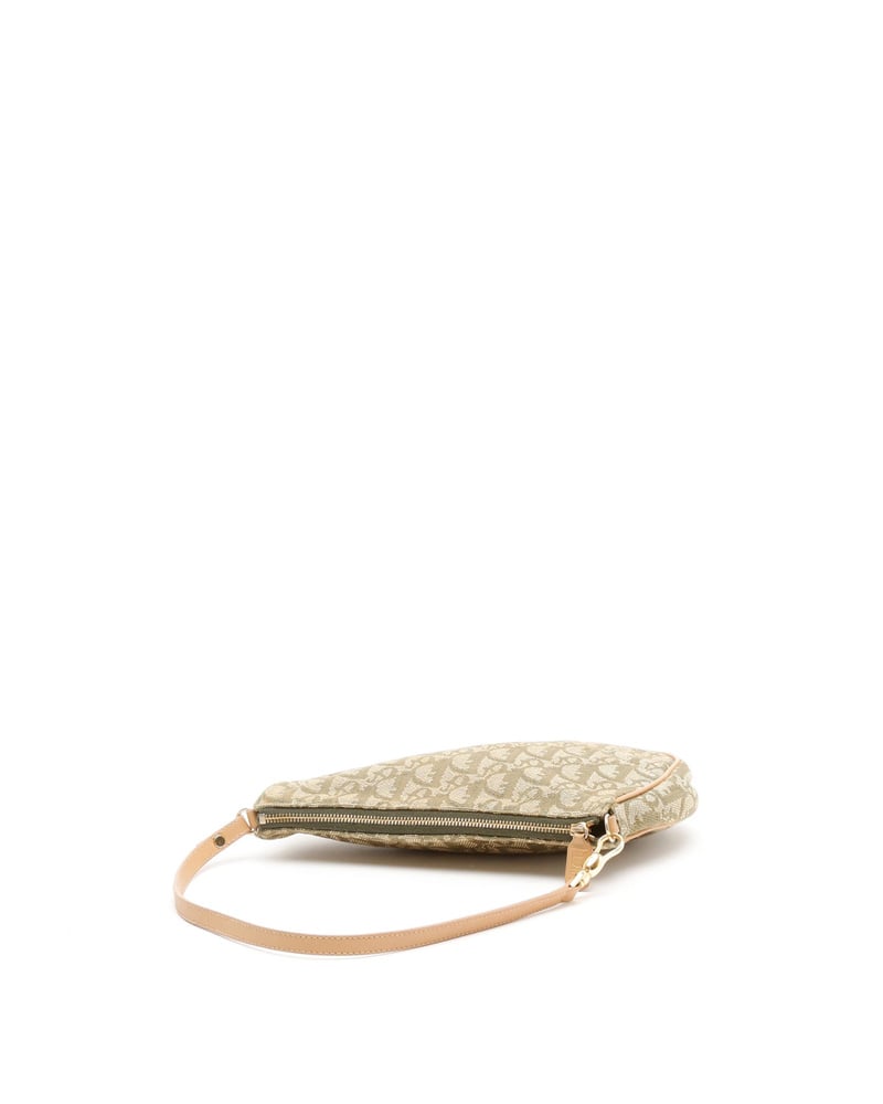 41971_4179ef8b32_file-full