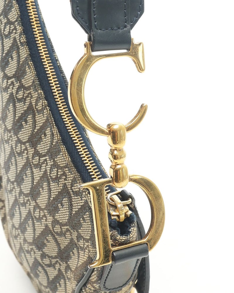 42026_a5325ad995_file-full