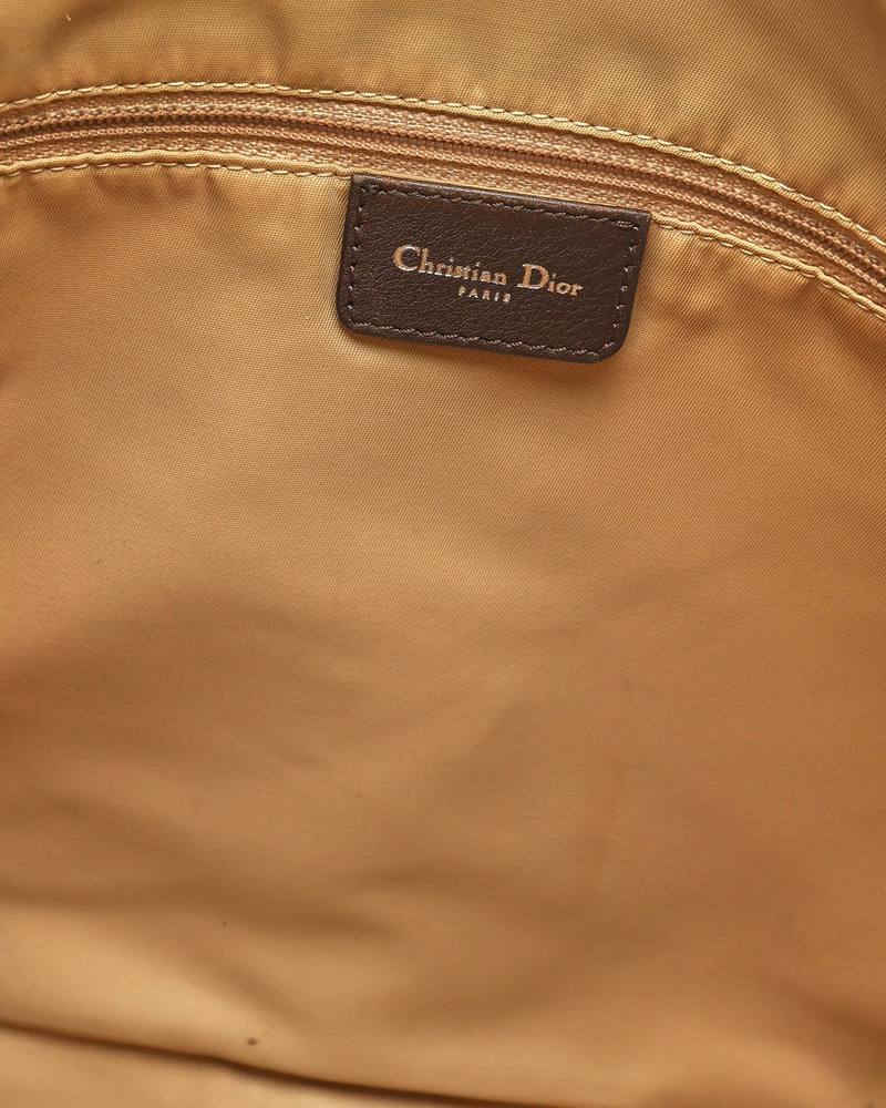 42152_7106fe7935_file-full