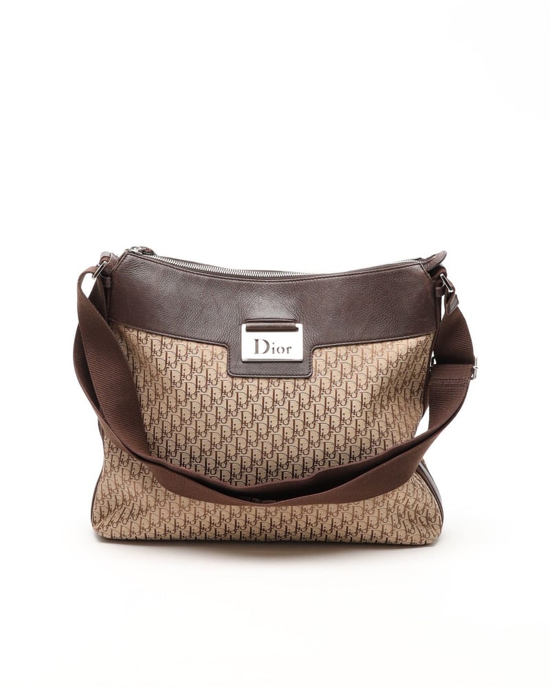 42152_f06110c581_file-full