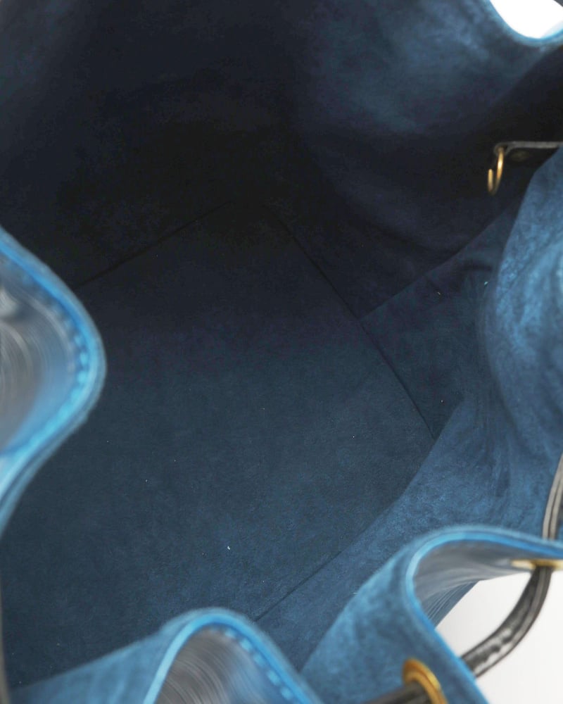 42211_fc16498470_file-full