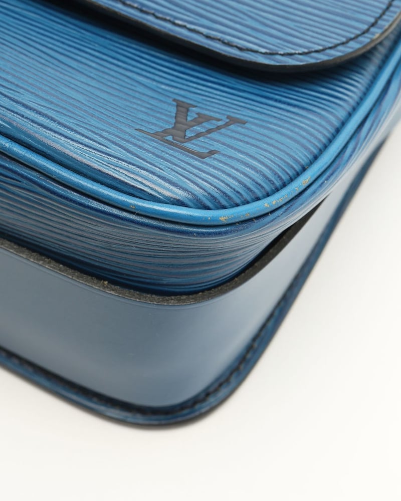 42232_140516f2d6_file-full