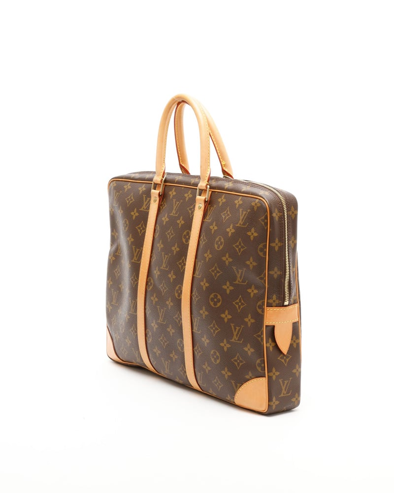 42246_713c269fbb_file-full