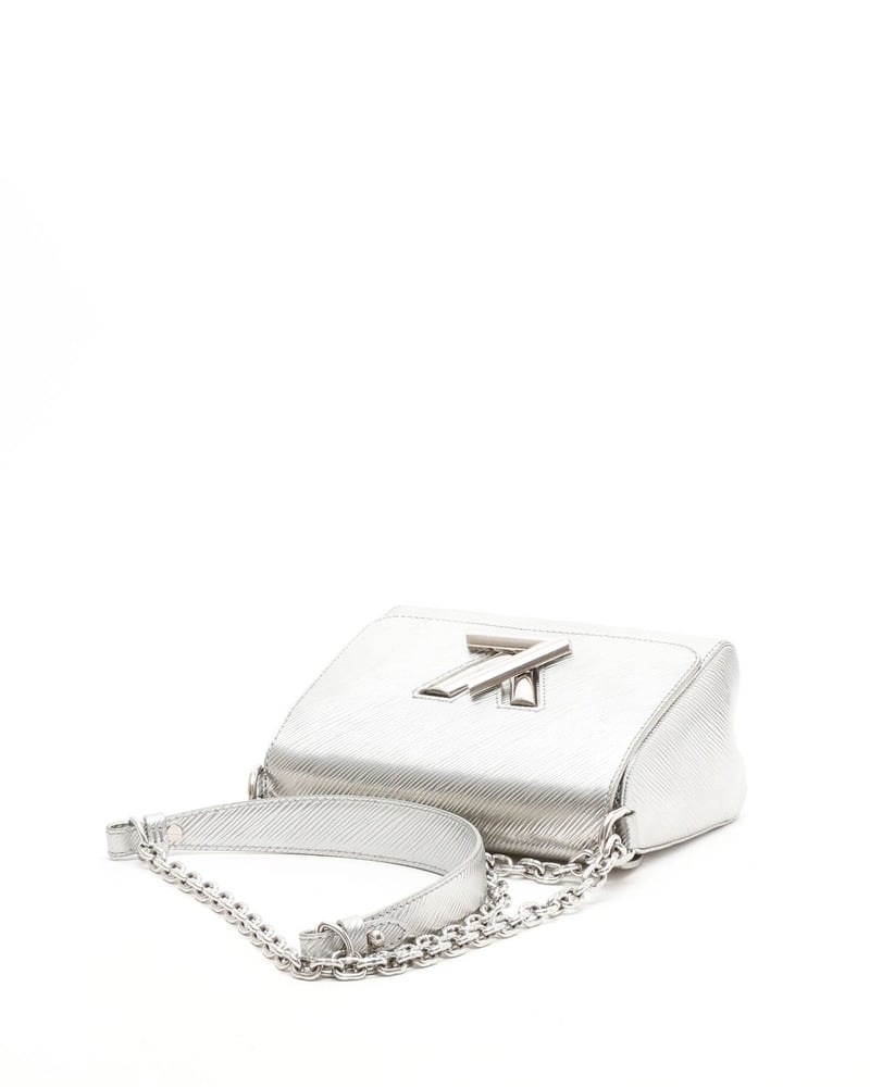 42268_6727aa5e2e_file-full