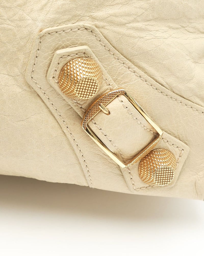 42334_9329f1974b_file-full