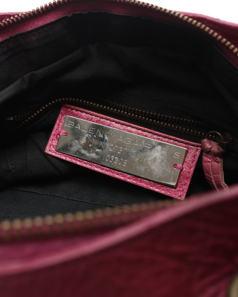 42437_7b9b21c267_file-full