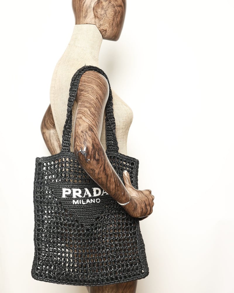 42449_9014a12327_file-full