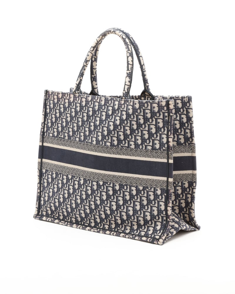 42703_b825f7bb6a_file-full