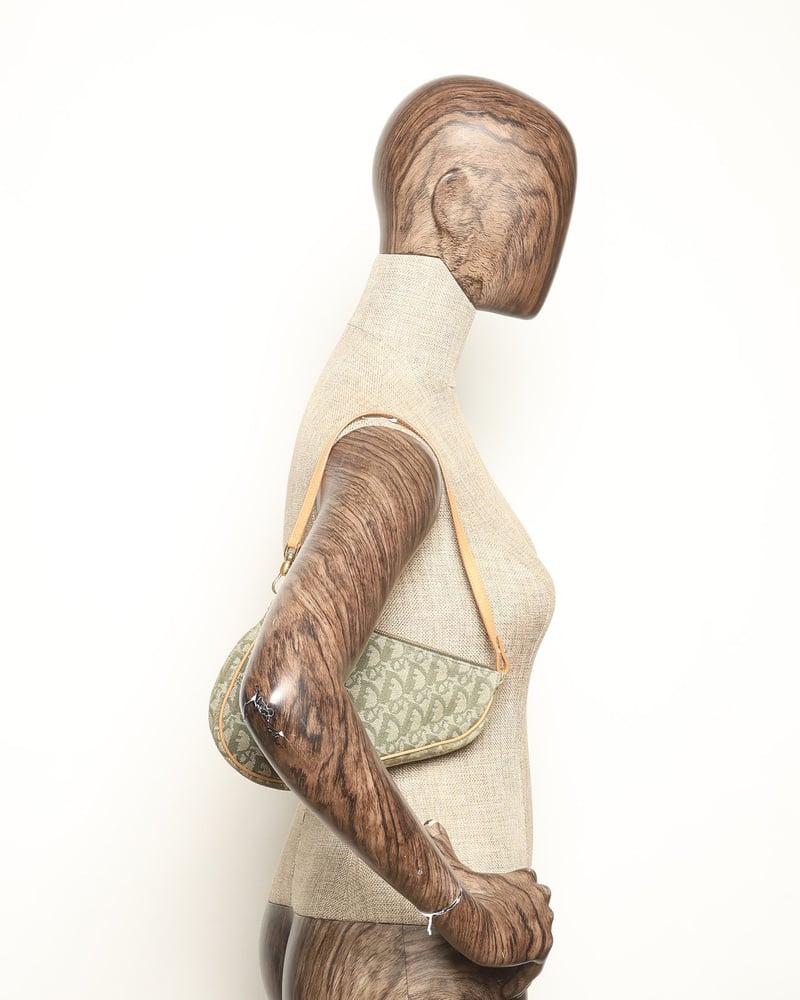 42728_f975c3d369_file-full