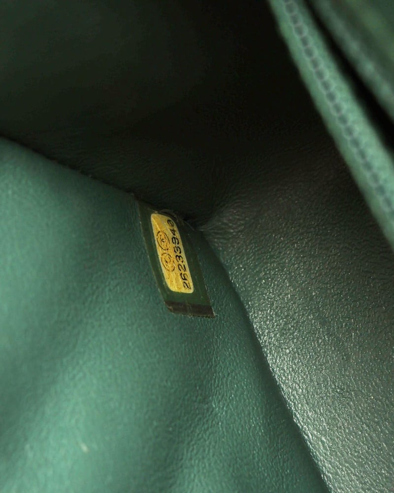 42730_410602831a_file-full