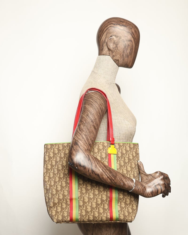 43046_6b7e16e403_file-full