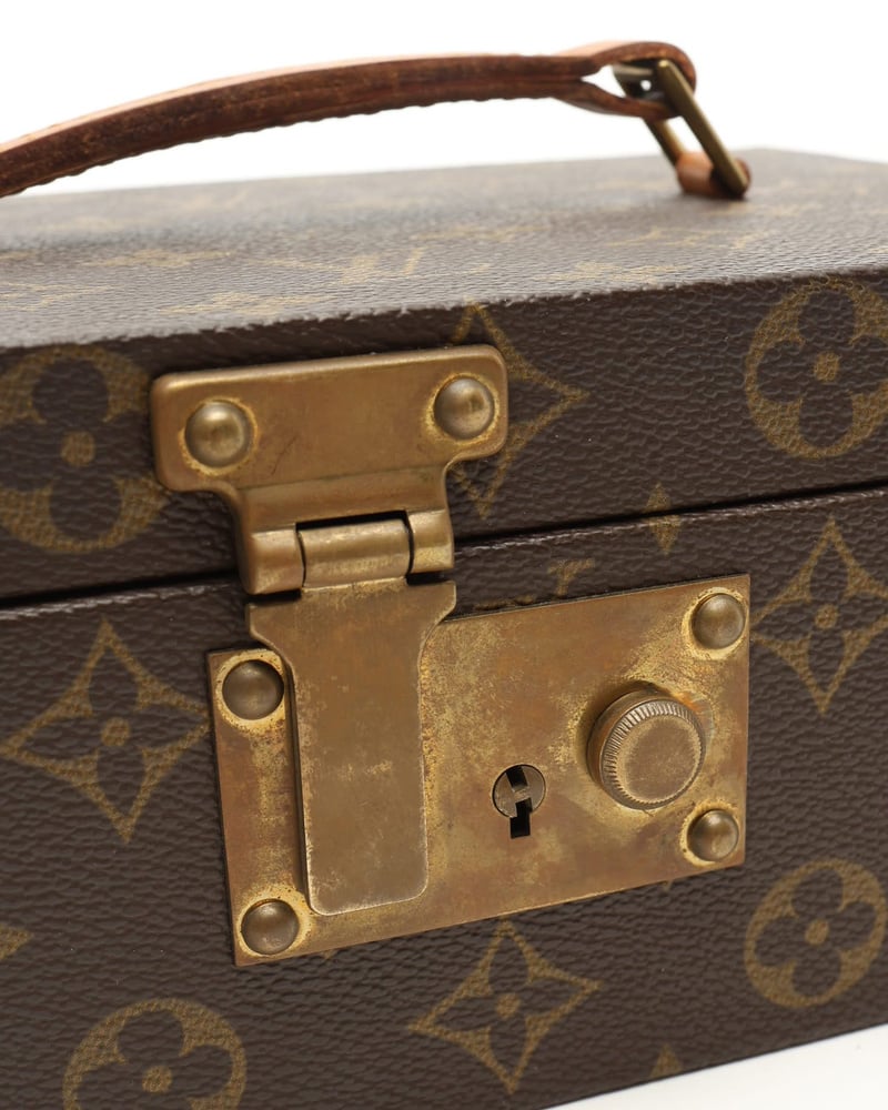 43111_042f818940_file-full