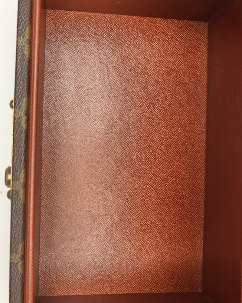 43111_7f98ec30ad_file-full