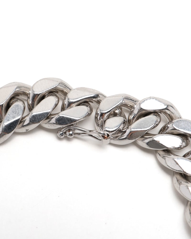 43808_183551470e_file-full