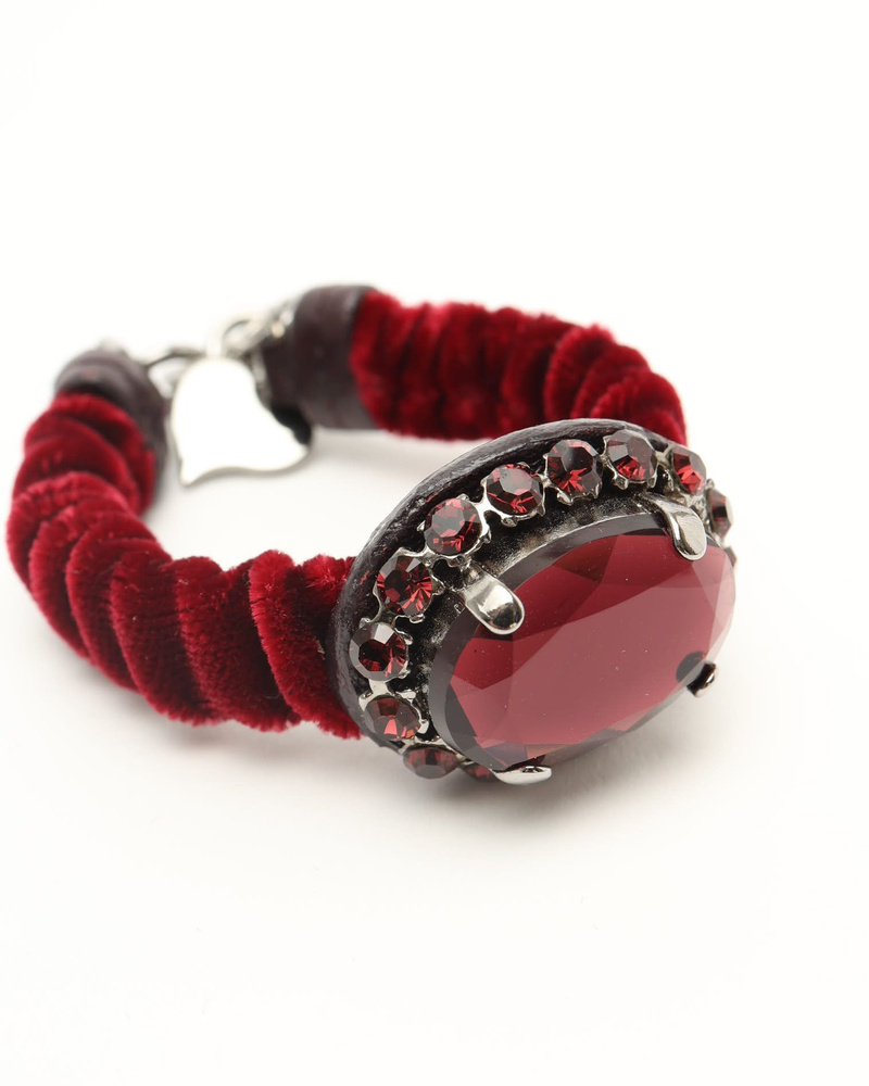 43886_e4d80dc8d9_file-full