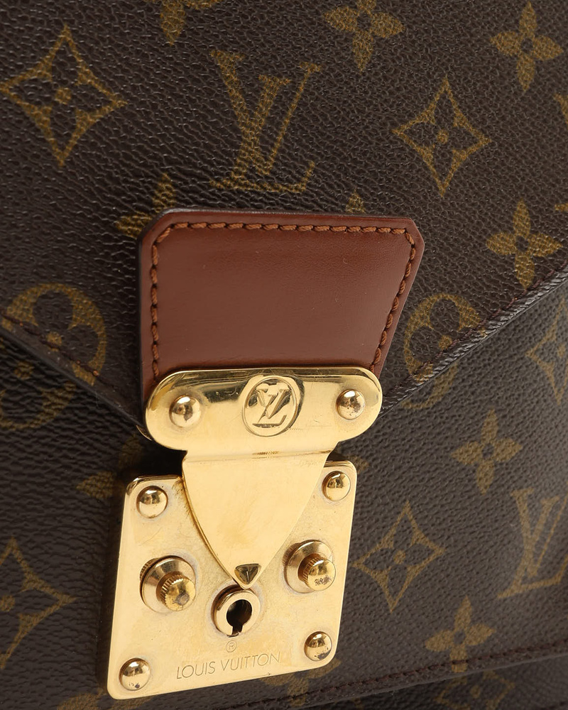 45900_864-18091_6-full