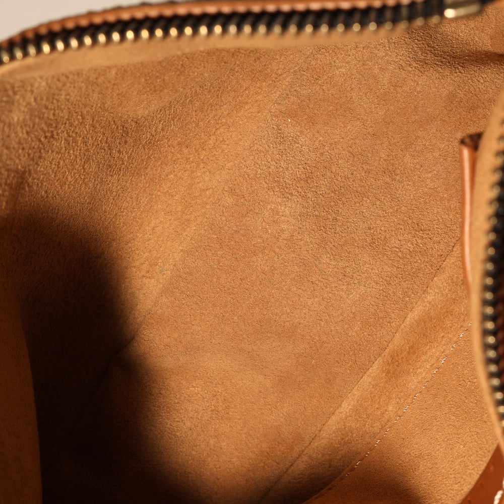 7904_92e410d7eb-744-20574-19-full