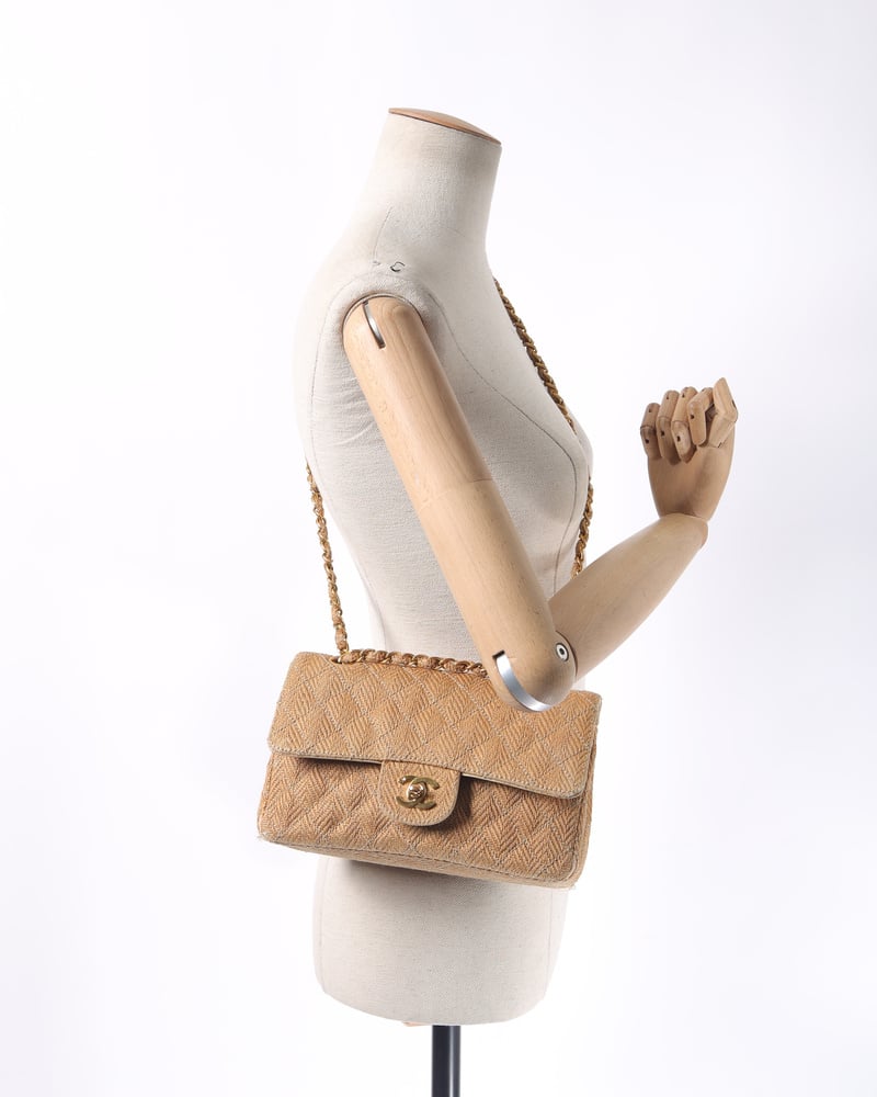 972_2672a710e8-222297817-6-full