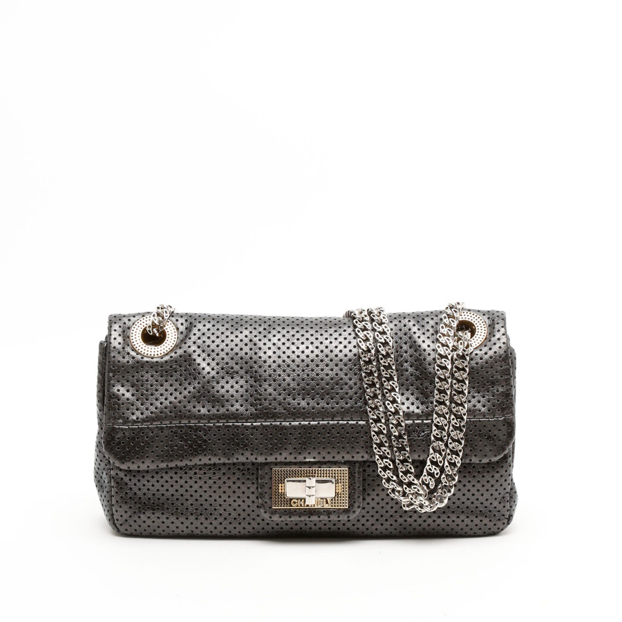 1106_9a3f703580_file-square