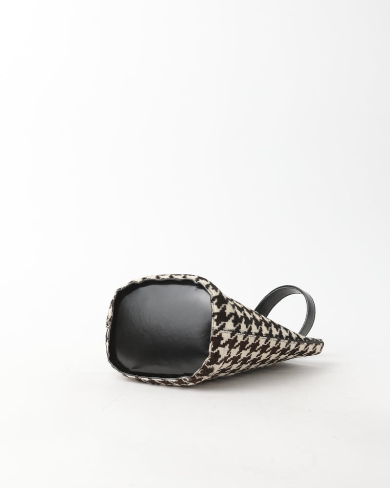 11200_aa125c0f4a-761-33661-4-full