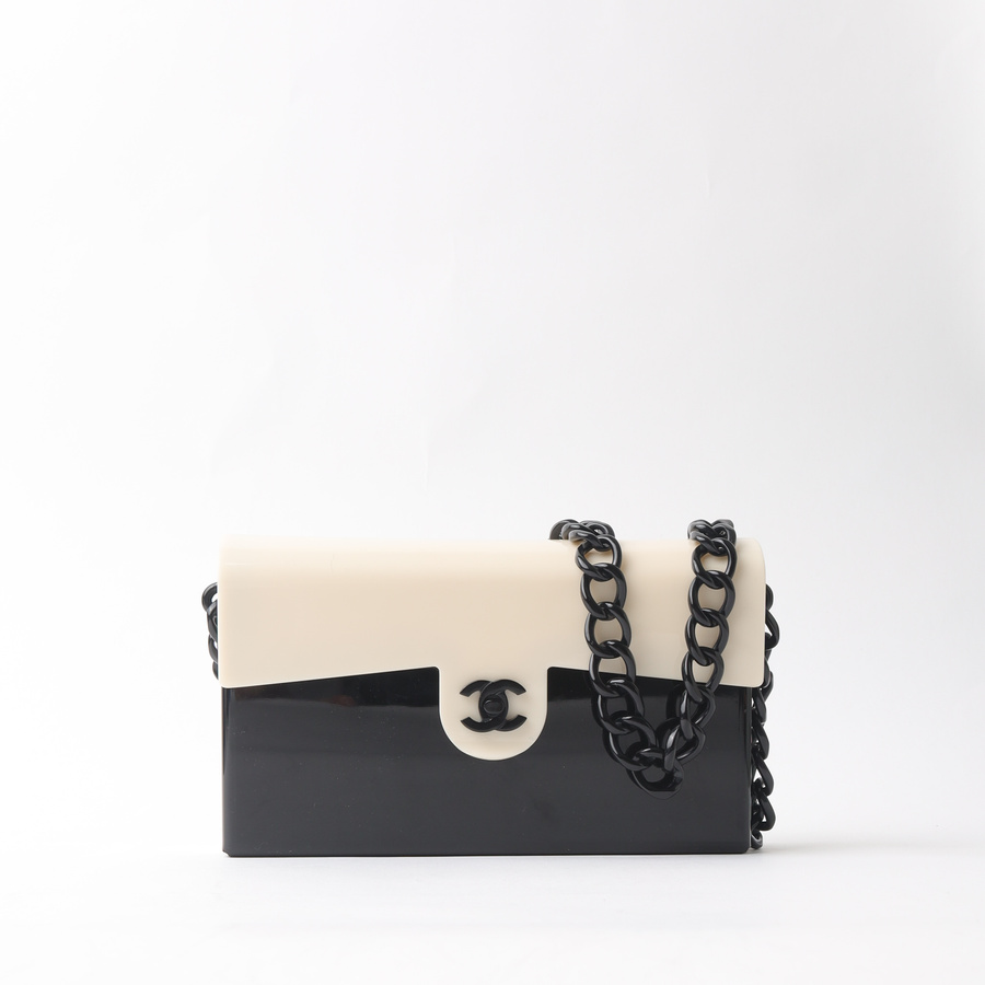 11471_88f2a7b68b-a2749019-1-square