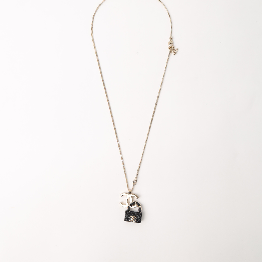 12484_0445717b9e-a2862671-2-square