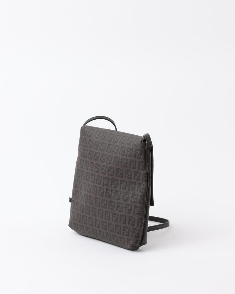 13320_33b10672eb-2240002445913-4-full