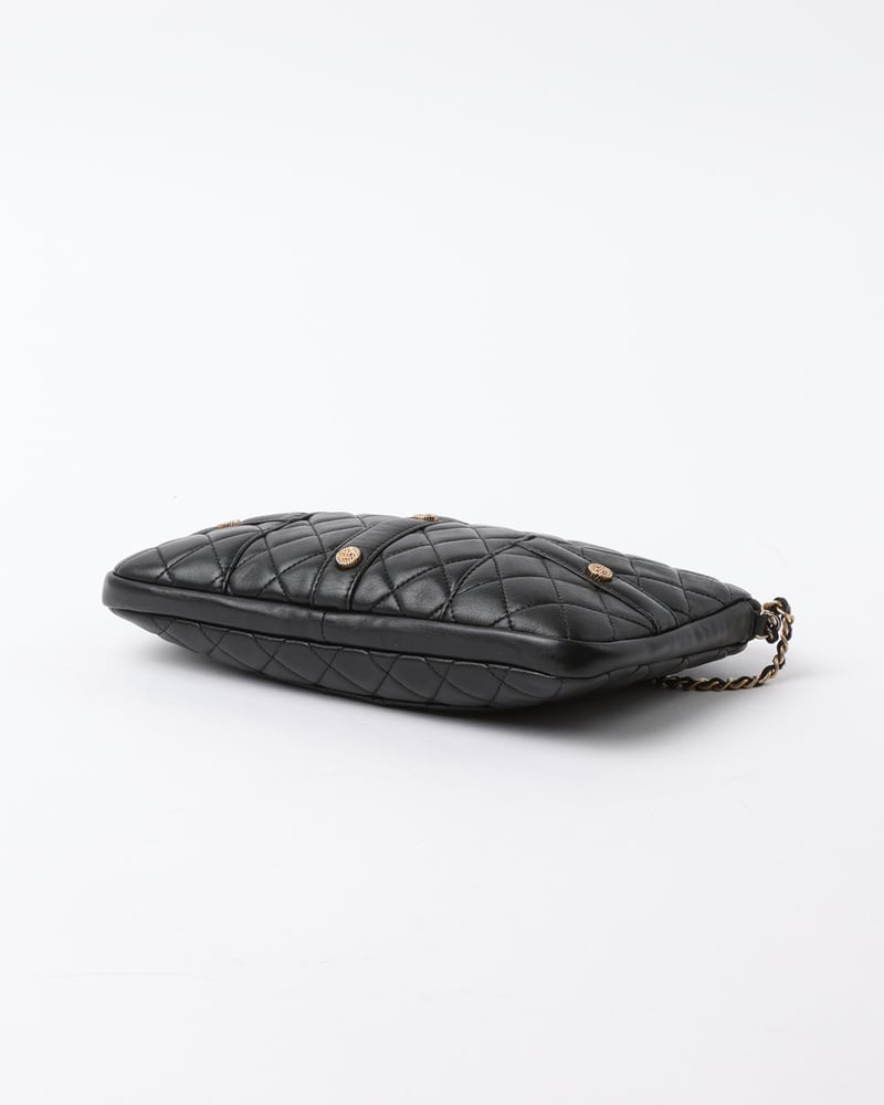 14642_1a2b3b1b76-2240002736943-4-full