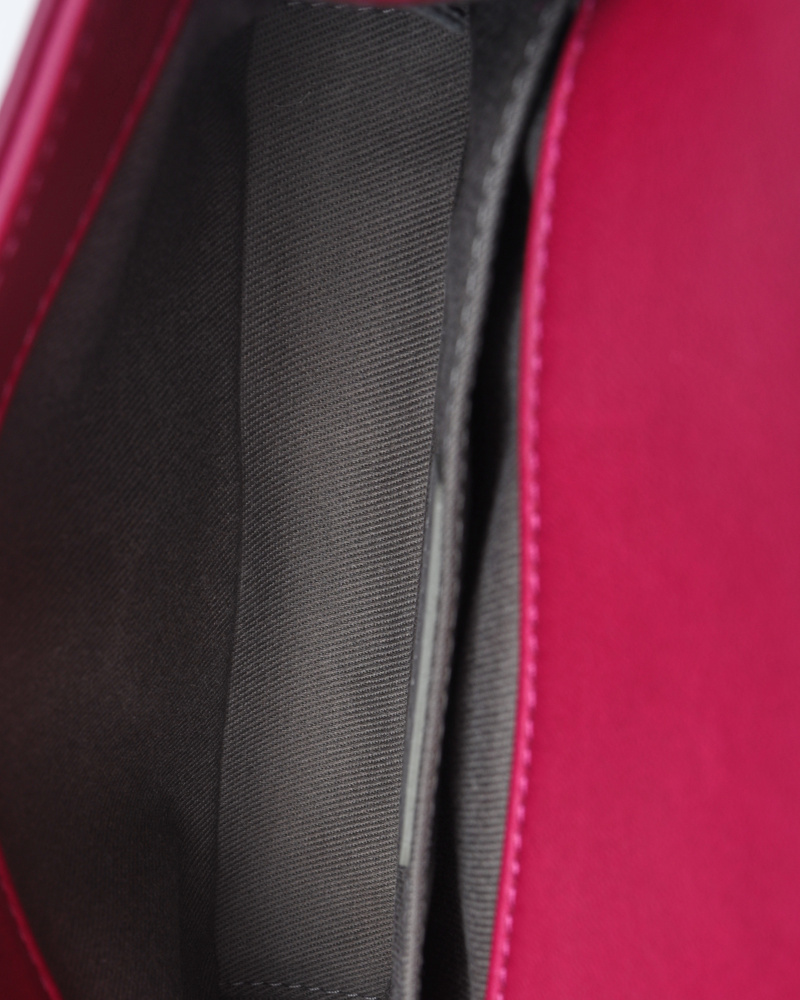 15024_b9c4fb27cb-780-00003-7-full