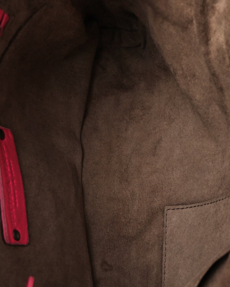 15421_52597d8db4-776-20199-14-full