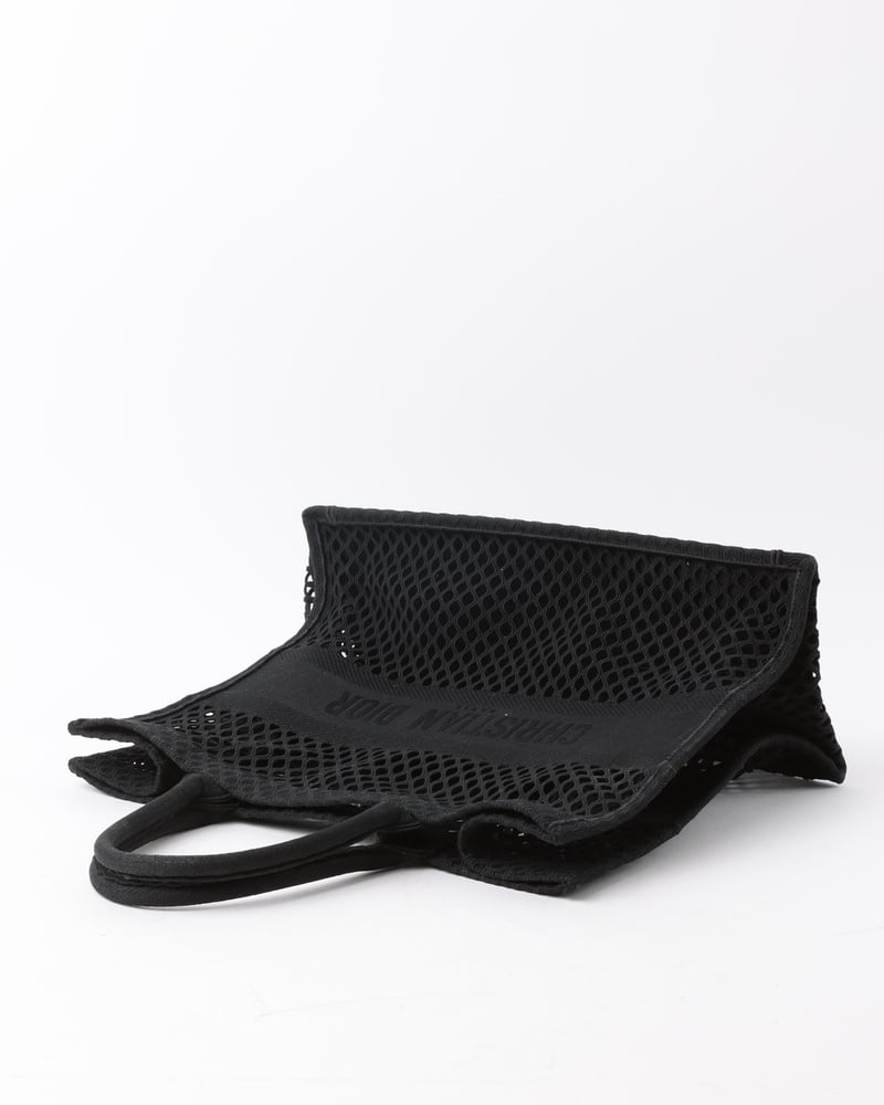 15622_15323e6140-778-19205-5-full