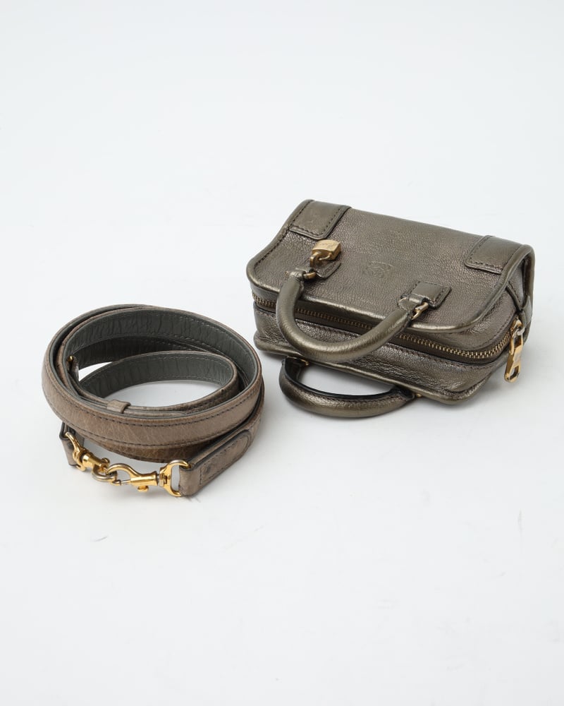 15683_041d5d33f7-783-30809-5-full