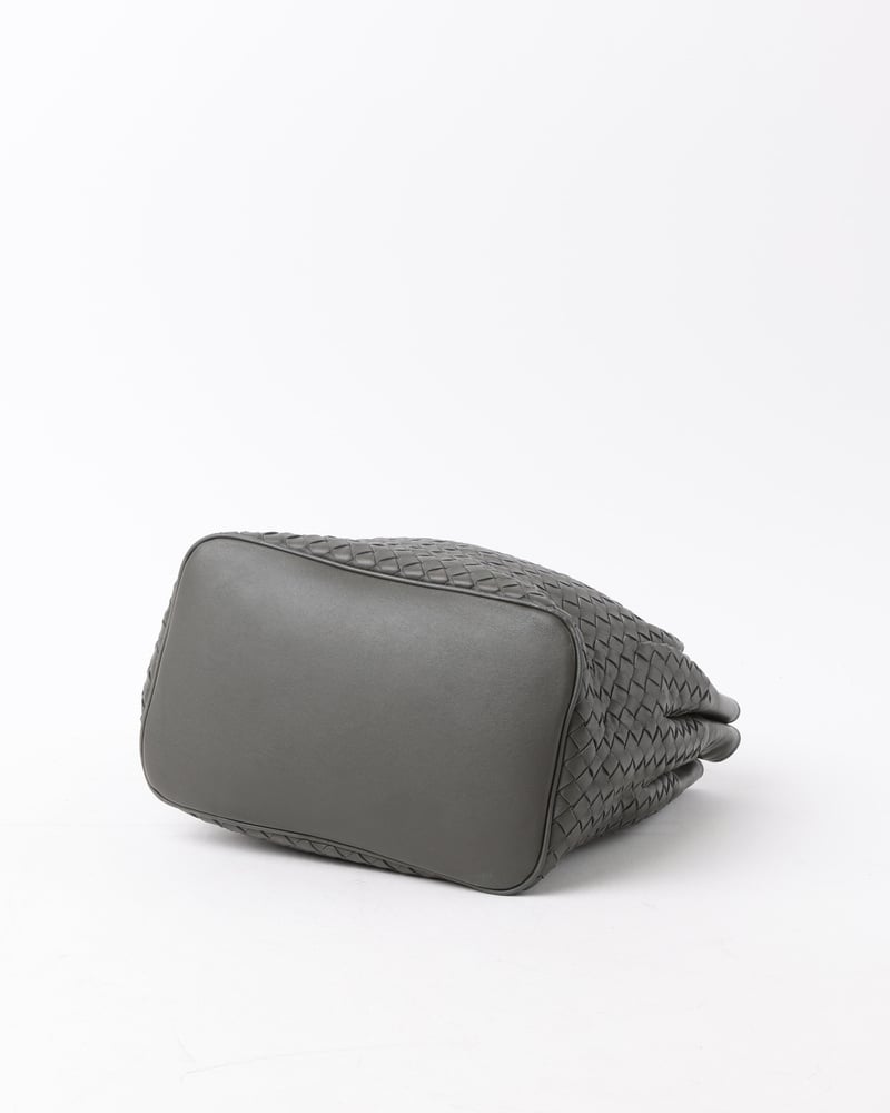 15695_8301fd391e-784-17180-4-full