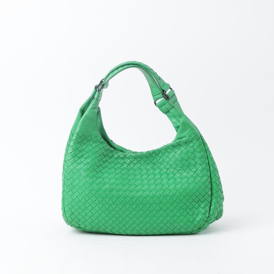 15697_0a40122b46-782-27148-1-square