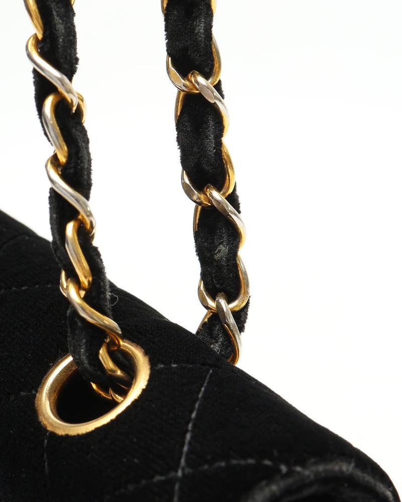 15726_c3a58ff272-782-30701_9-full