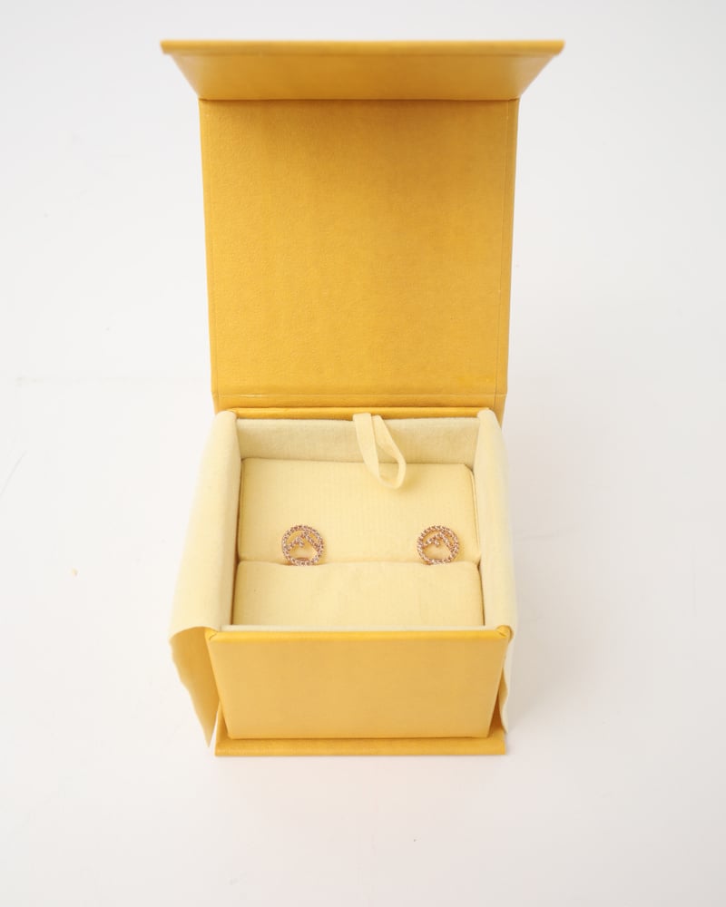 15999_c9b9c526d4-785-353272-full