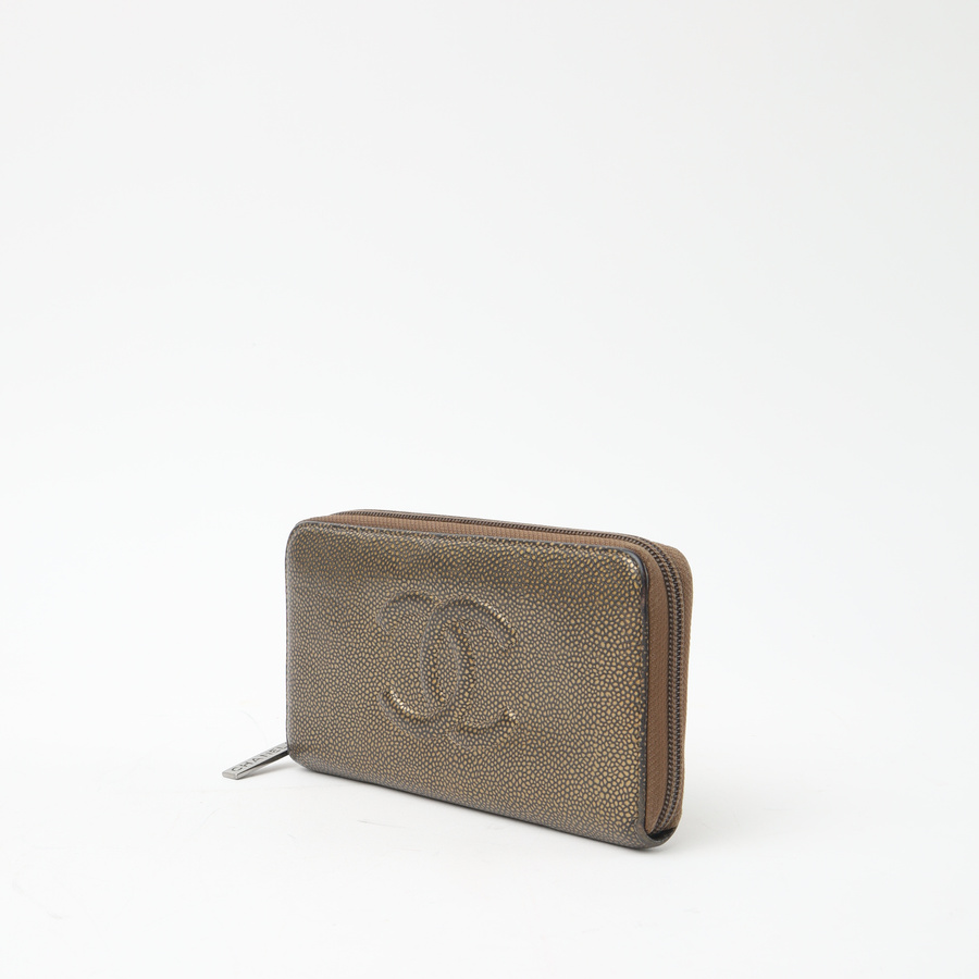 16084_e11774c92e-785-236392-square